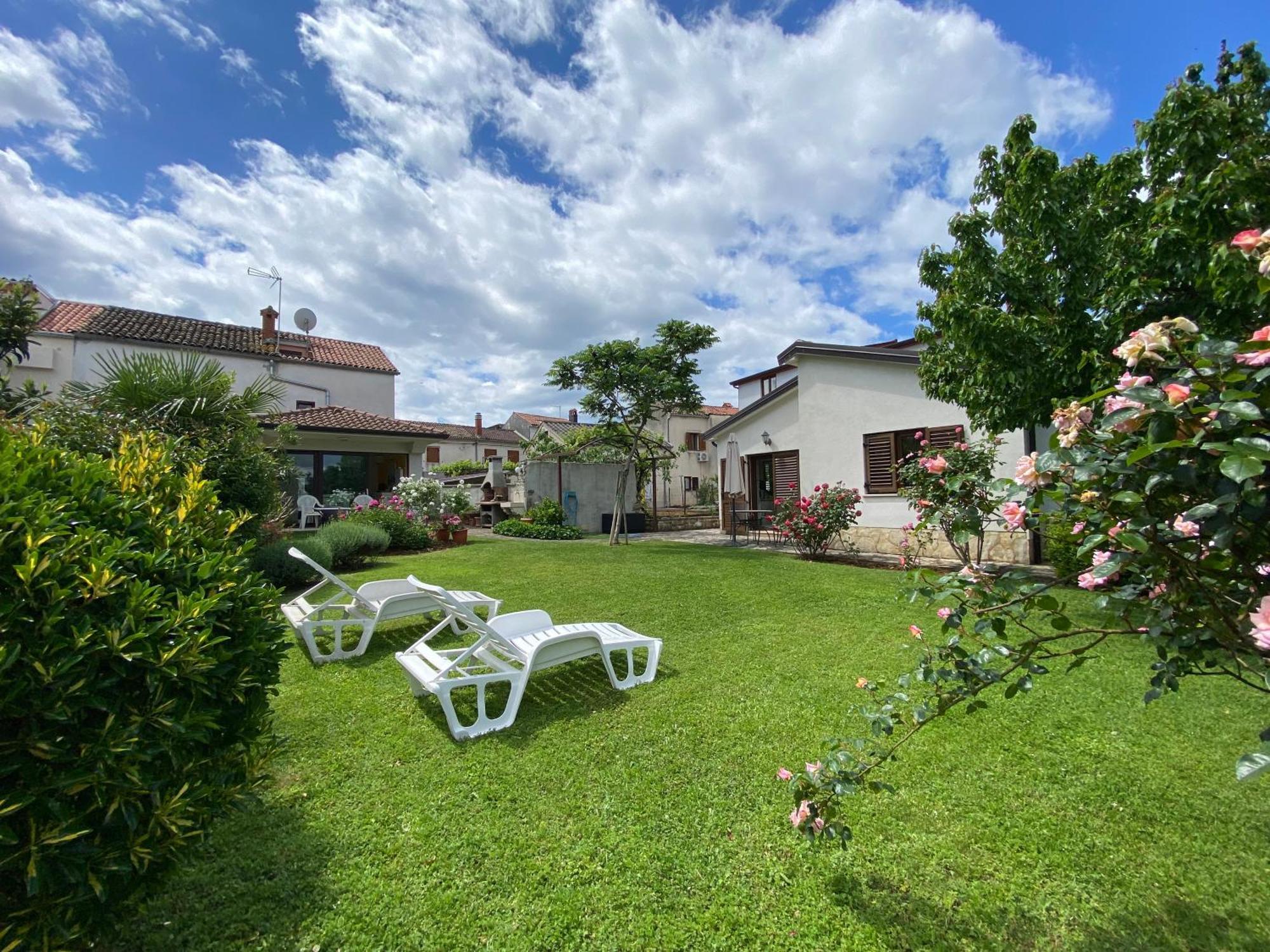 Bungalow Perla Funtana Exterior foto